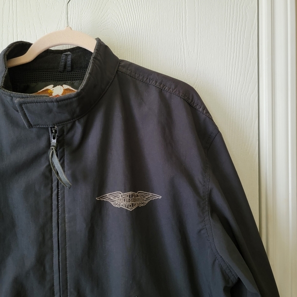 Harley Davidson Windbreaker Jacket - Picture 5 of 9